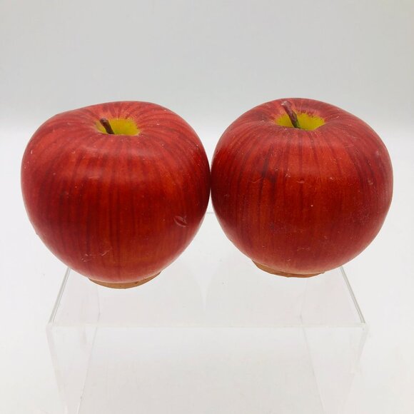 Realistic Macintosh Apple Scented Candle Set of 2 - Picture 3 of 9
